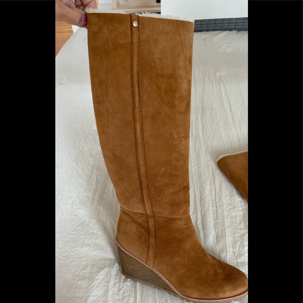Coach boots